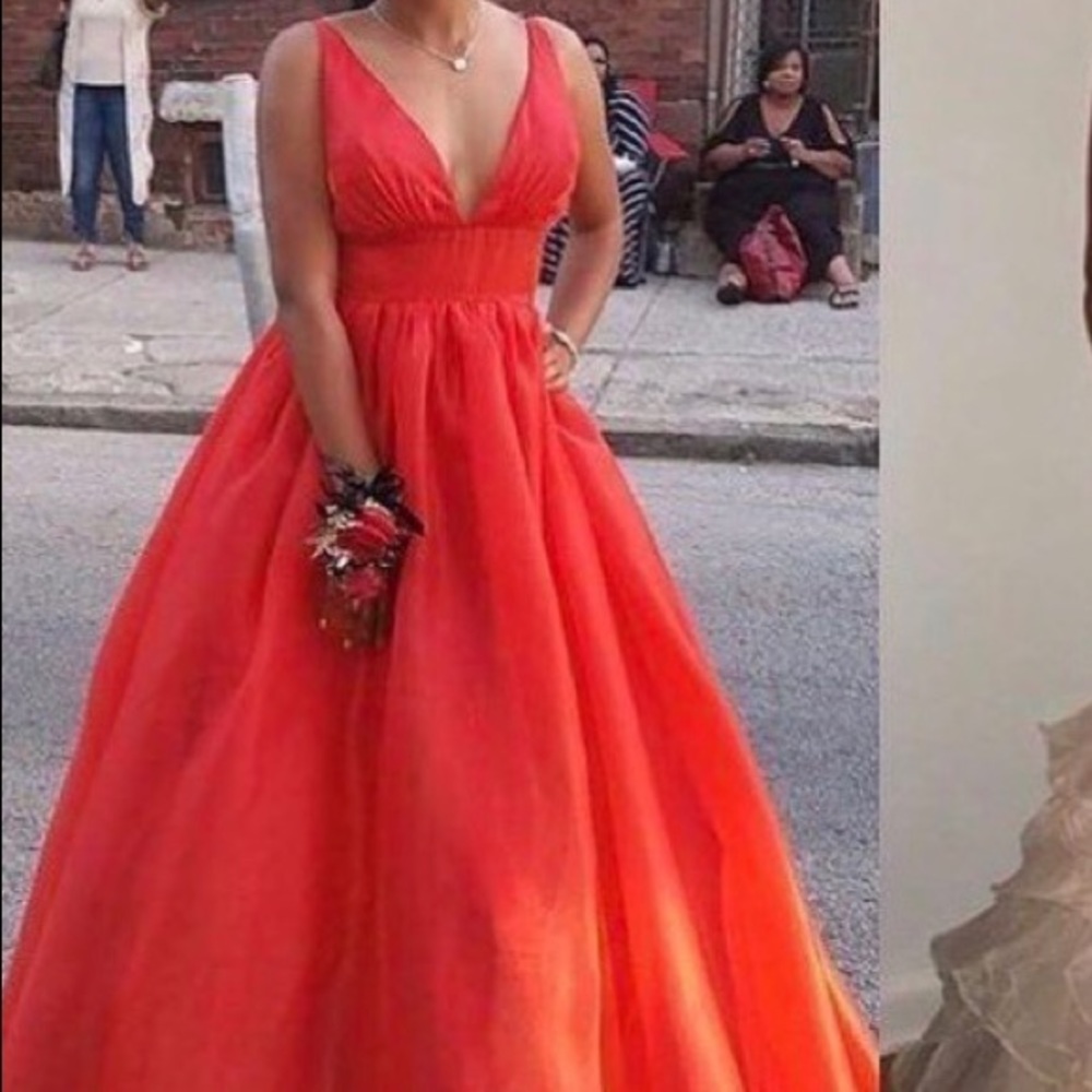 Red “Kim Kardashian inspired” Ball Gown. - Picture 2 of 3